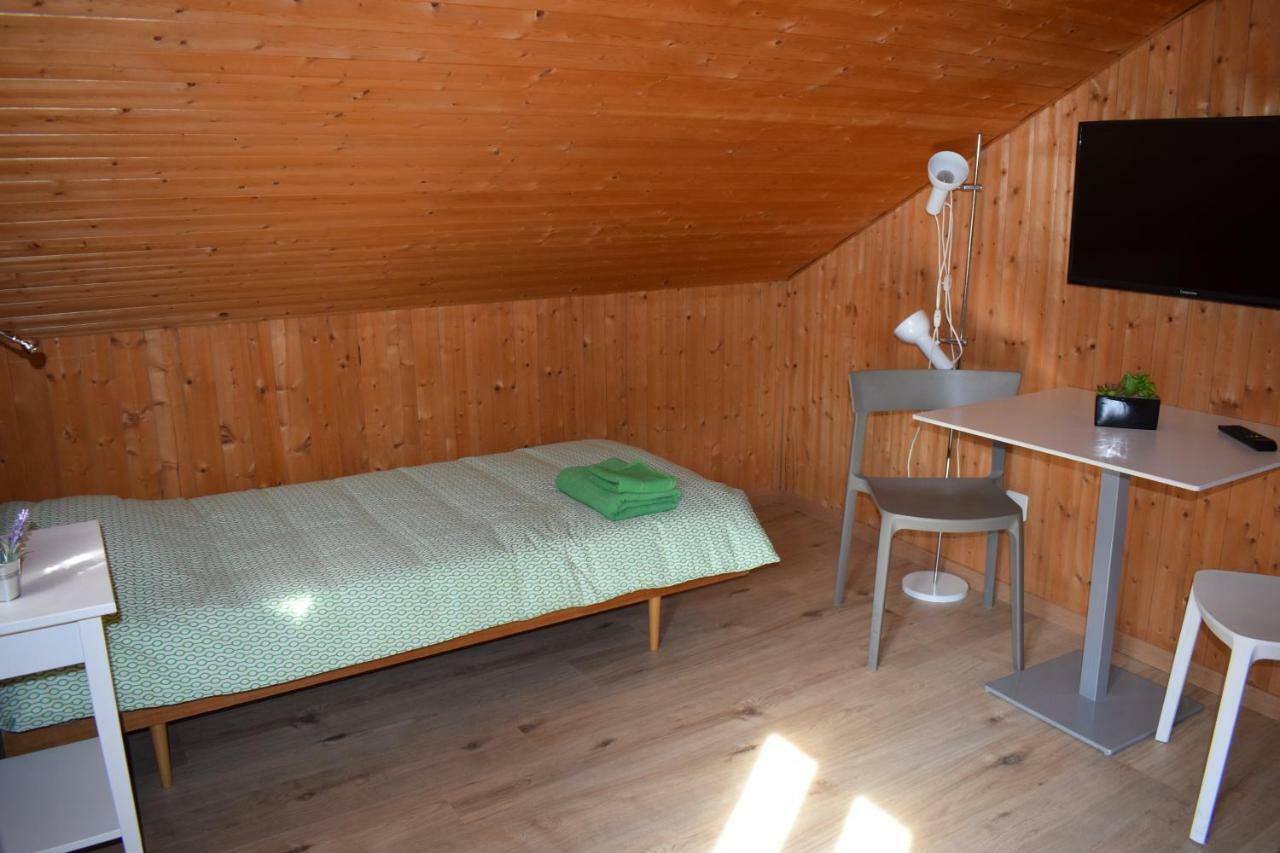 Camping/ Thermalbad Brigerbad mit Bed&Breakfast Exterior foto